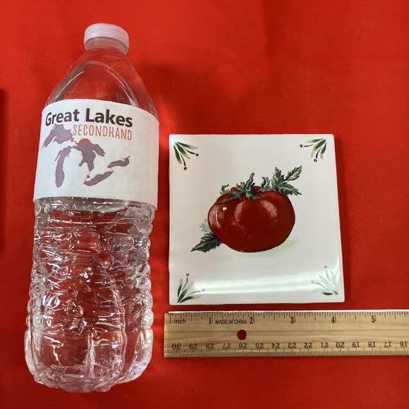 5 - Primavera 4.25" x 4.25" Decorative Ceramic Tiles / Tomato Carrots Artichokes - Picture 2 of 14